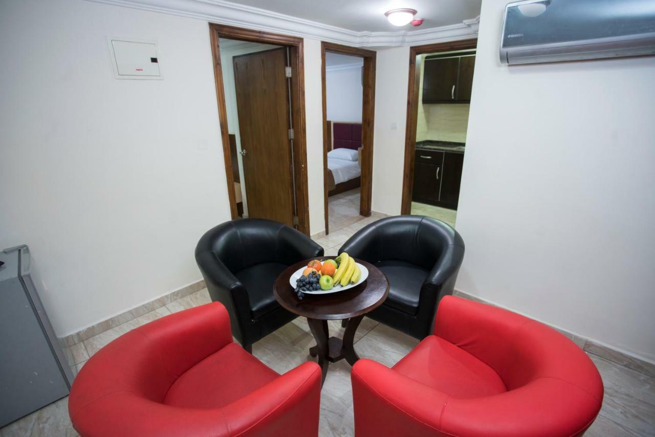 The Yacht Hotel Aqaba Exterior photo